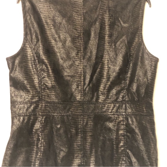 NWOT ELCC velveteen snakeskin vest with shimmer - Picture 5 of 5
